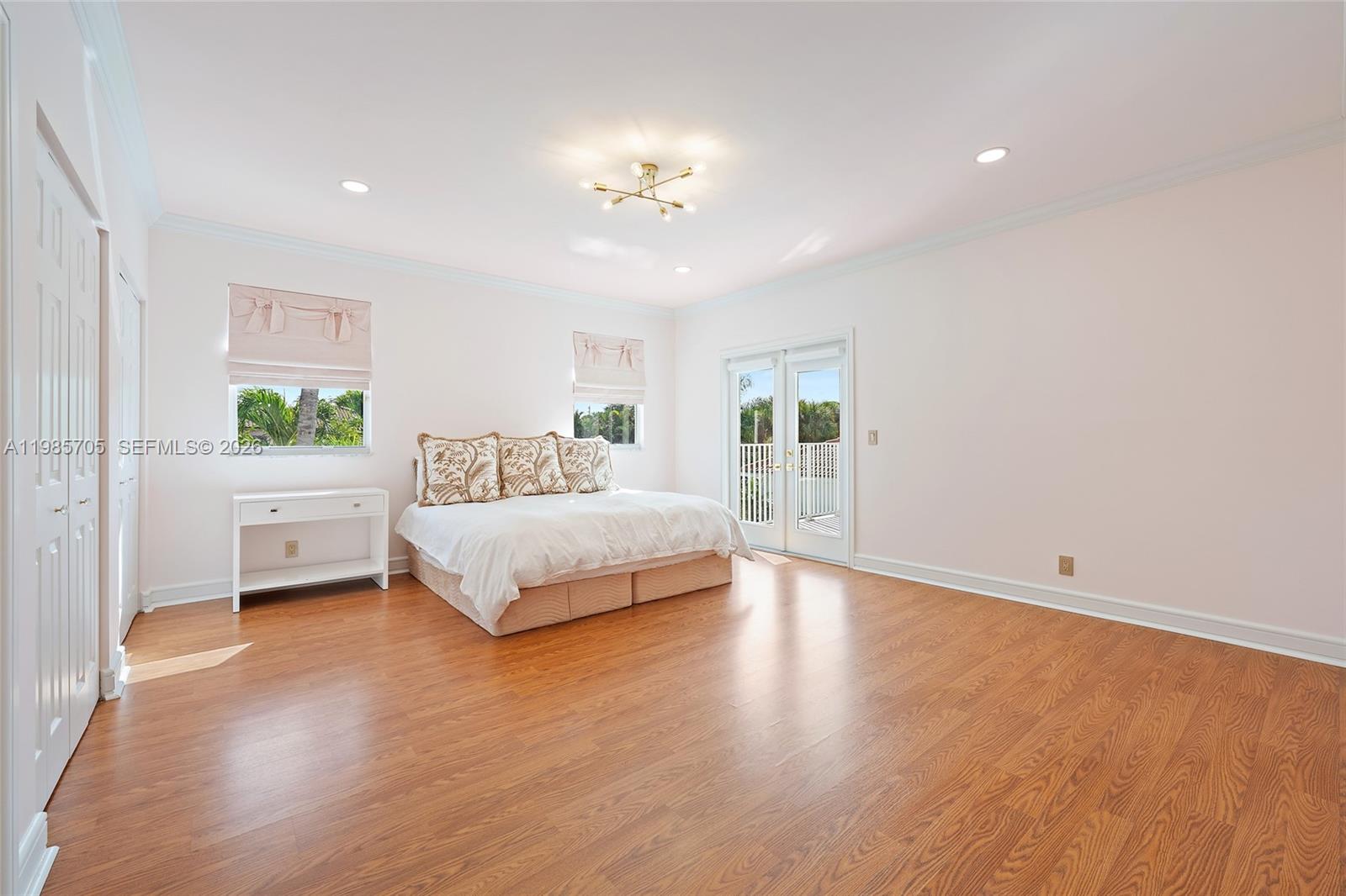 325 Eagle Dr, Jupiter FL 33477