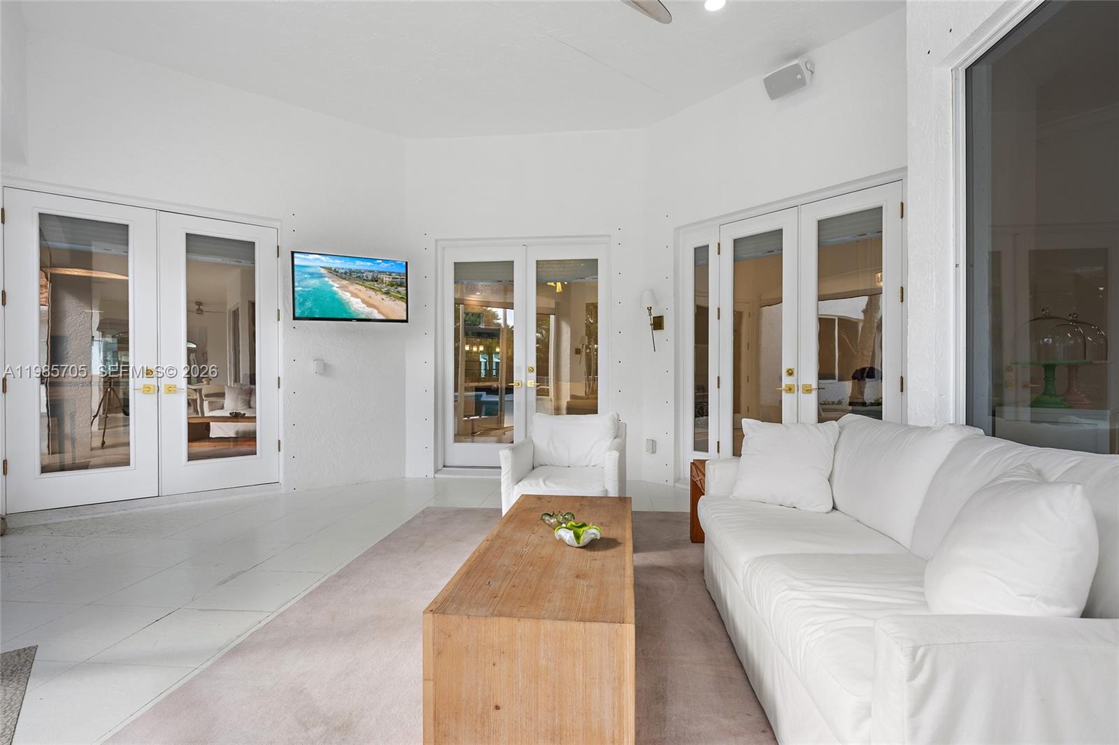 325 Eagle Dr, Jupiter FL 33477