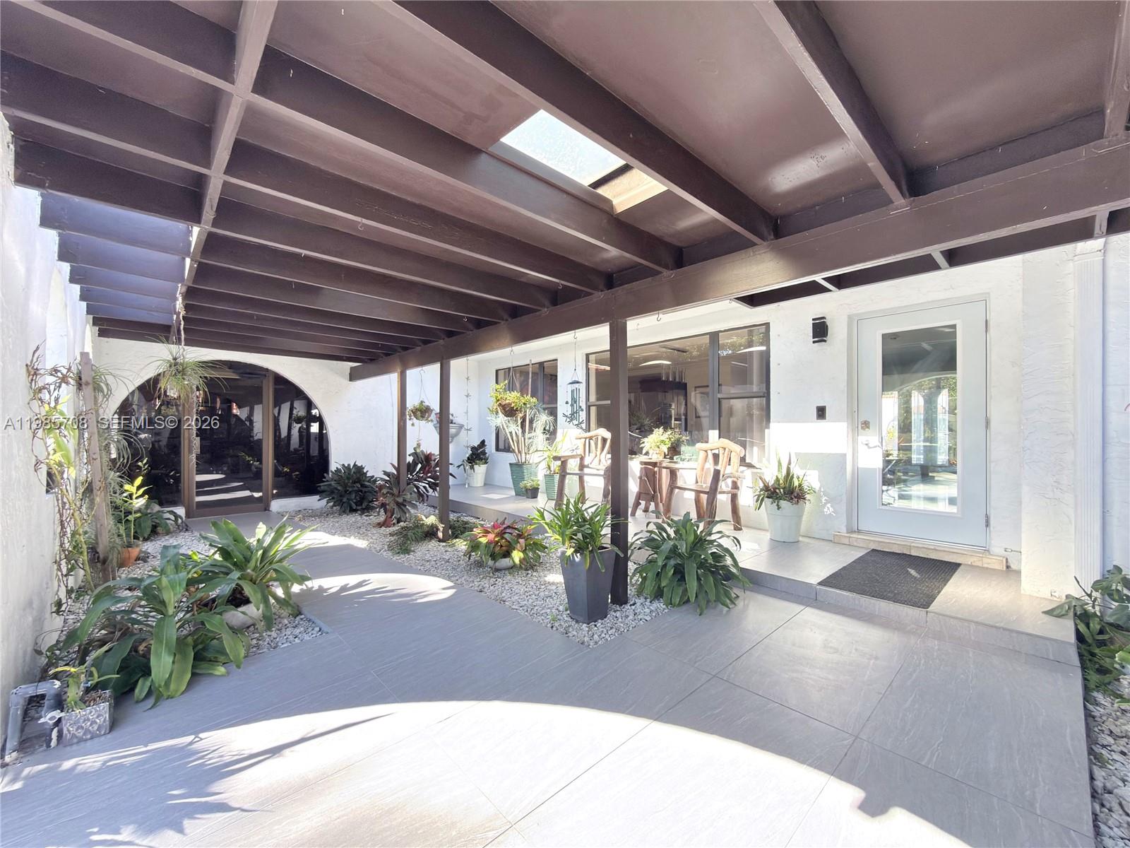 7925 SW 124th St, Pinecrest FL 33156
