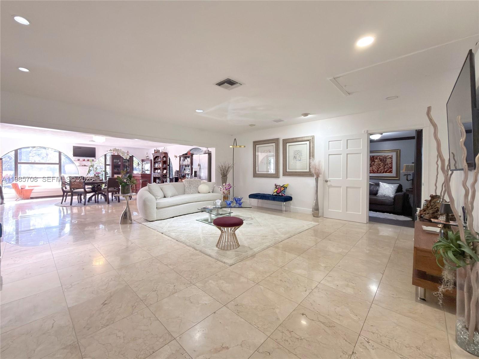 7925 SW 124th St, Pinecrest FL 33156