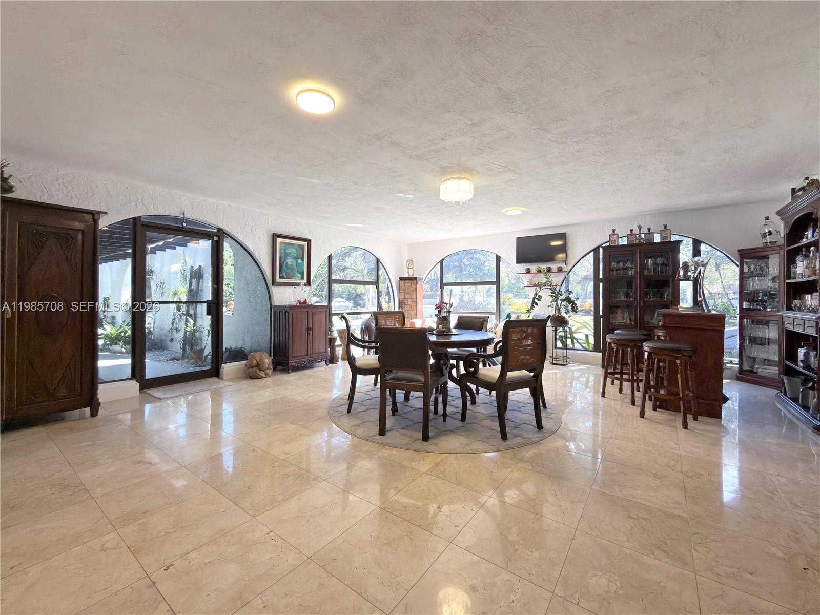 7925 SW 124th St, Pinecrest FL 33156