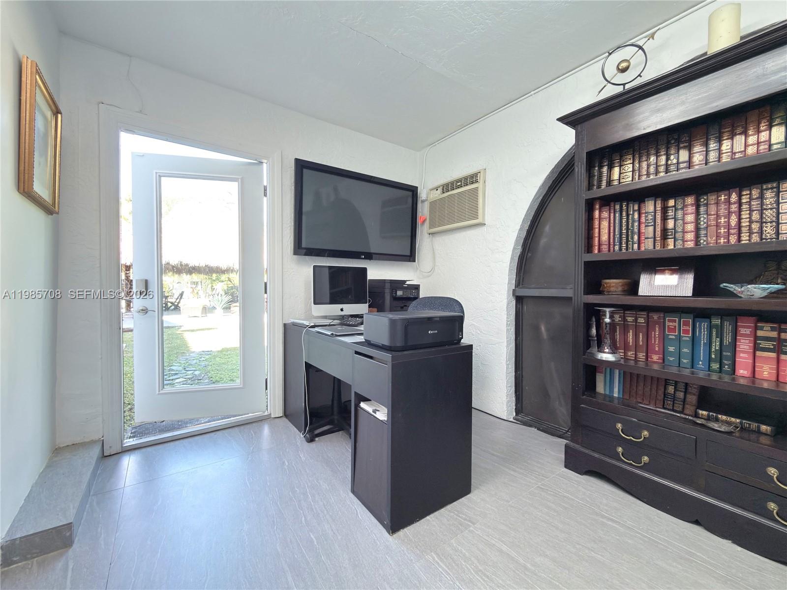 7925 SW 124th St, Pinecrest FL 33156