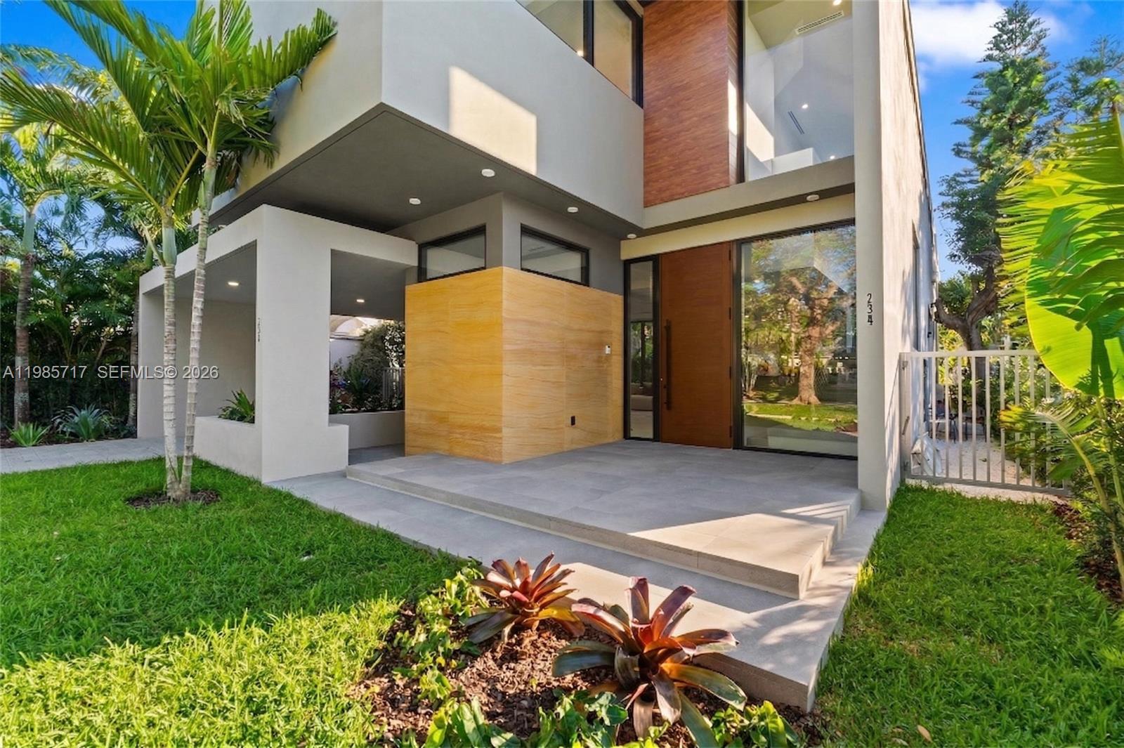 234 SW 22nd Rd, Miami FL 33129