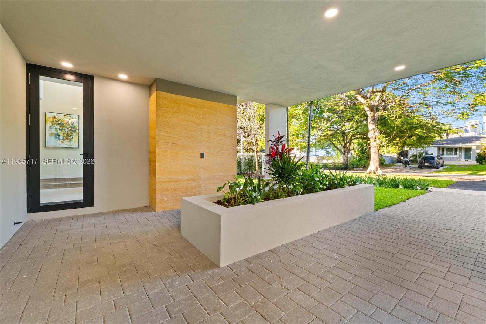 234 SW 22nd Rd, Miami FL 33129