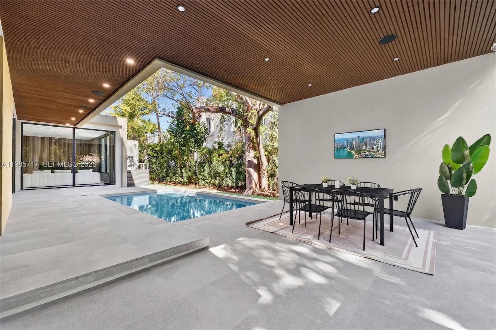 234 SW 22nd Rd, Miami FL 33129