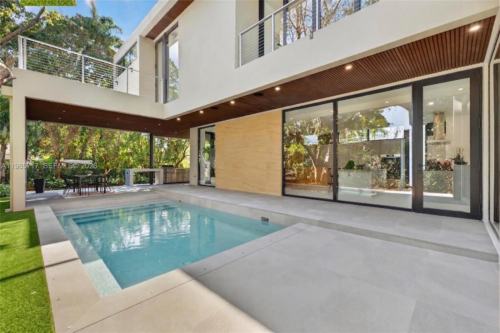 234 SW 22nd Rd, Miami FL 33129