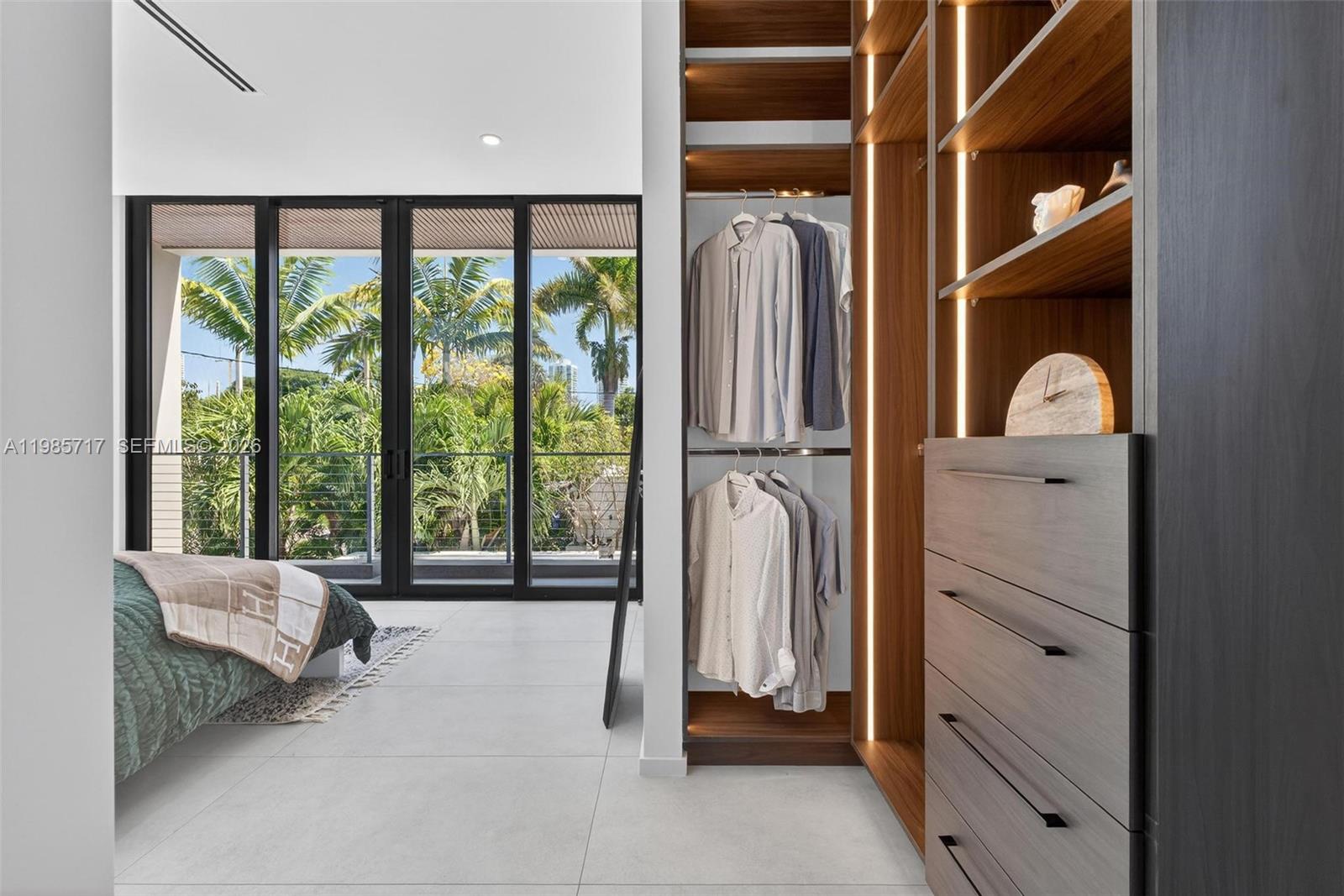 234 SW 22nd Rd, Miami FL 33129