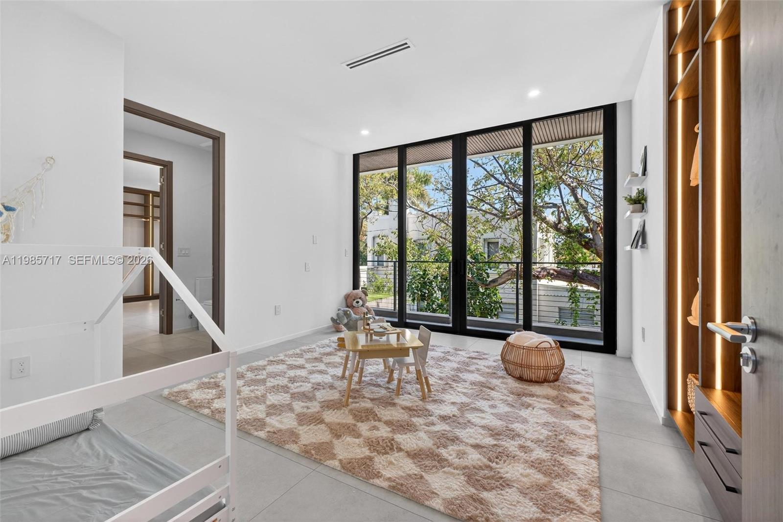 234 SW 22nd Rd, Miami FL 33129