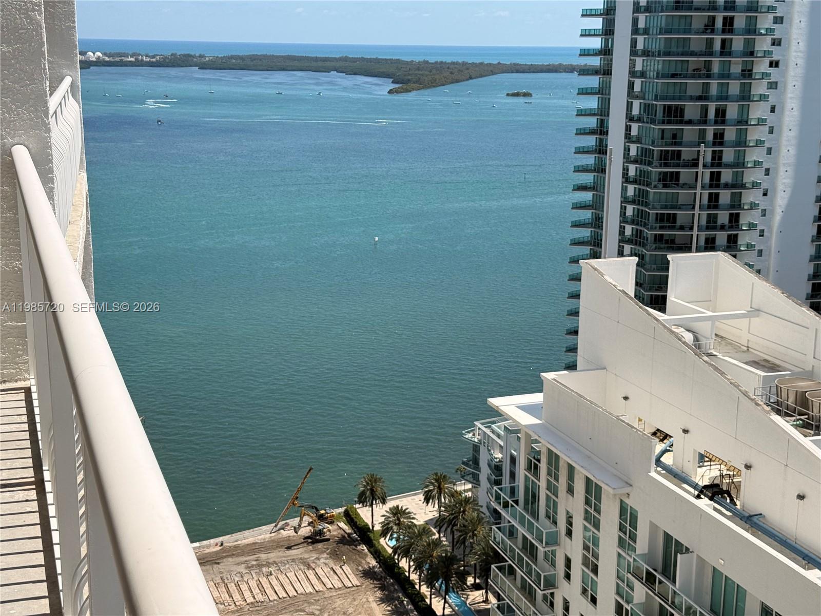 1200 Brickell Bay Dr #3621, Miami FL 33131