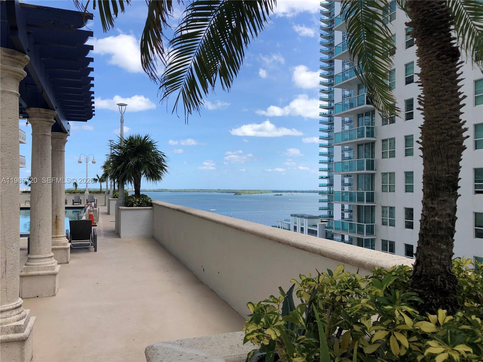 1200 Brickell Bay Dr #3621, Miami FL 33131