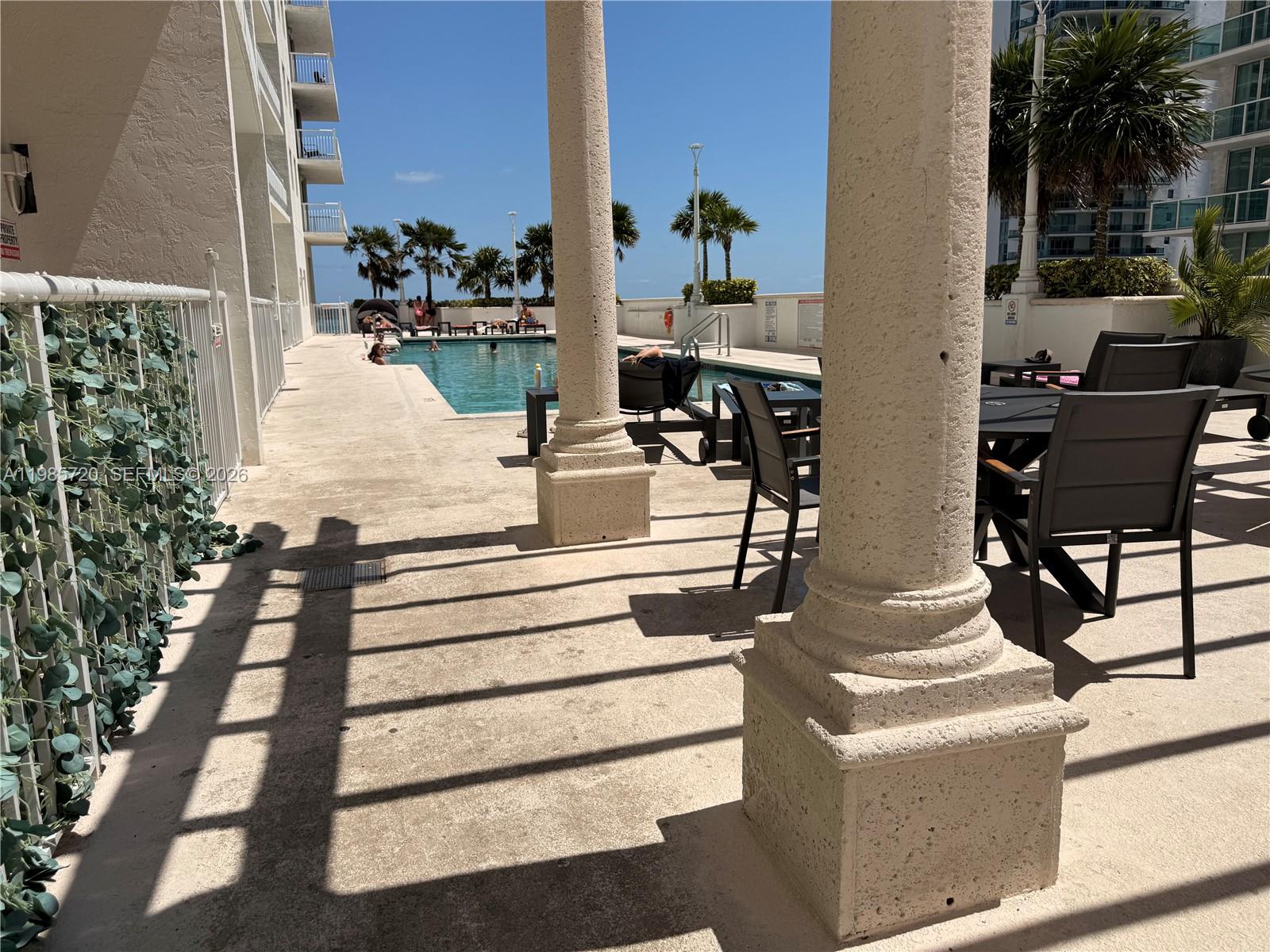 1200 Brickell Bay Dr #3621, Miami FL 33131