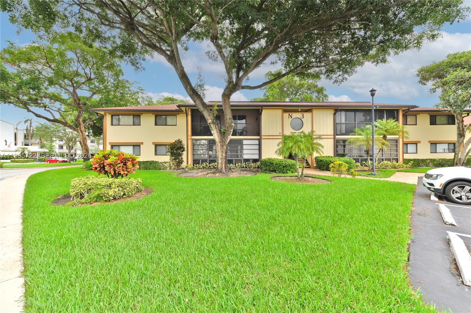 10959 W Clairmont Cir #211, Tamarac FL 33321
