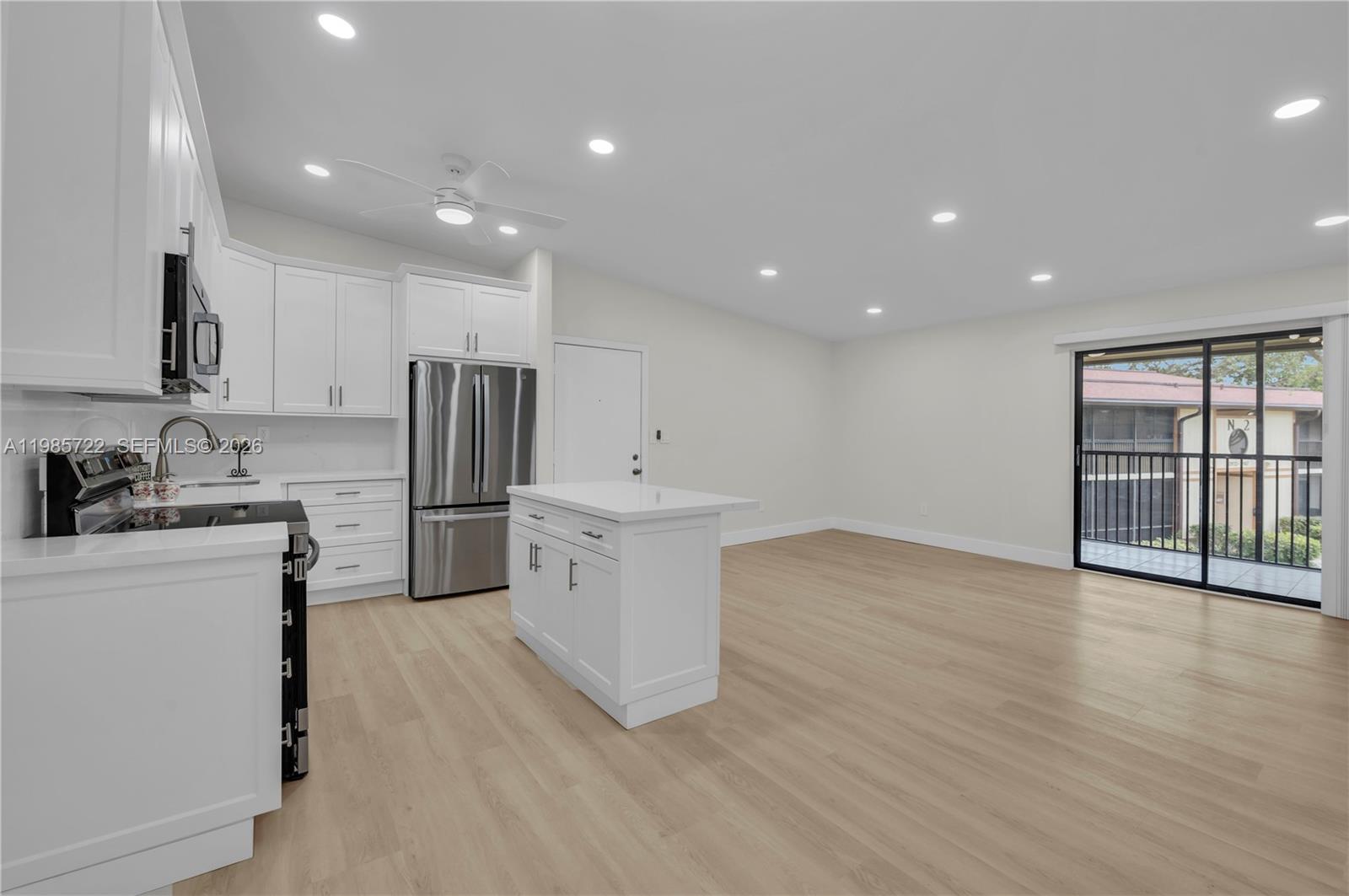 10959 W Clairmont Cir #211, Tamarac FL 33321