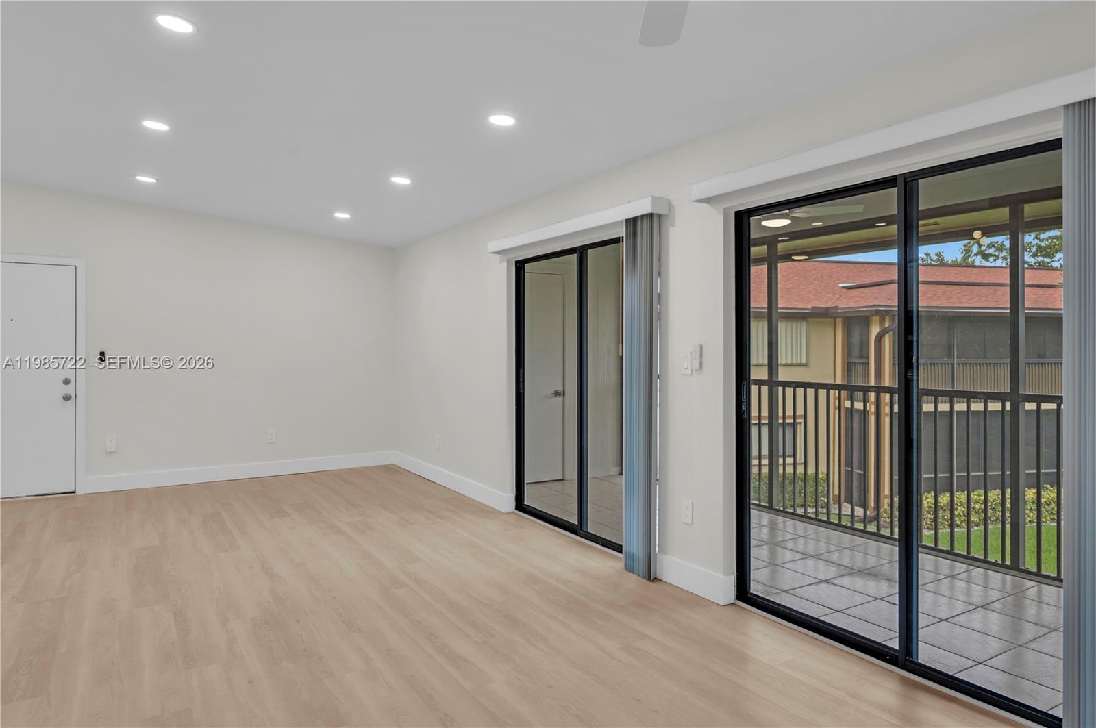 10959 W Clairmont Cir #211, Tamarac FL 33321