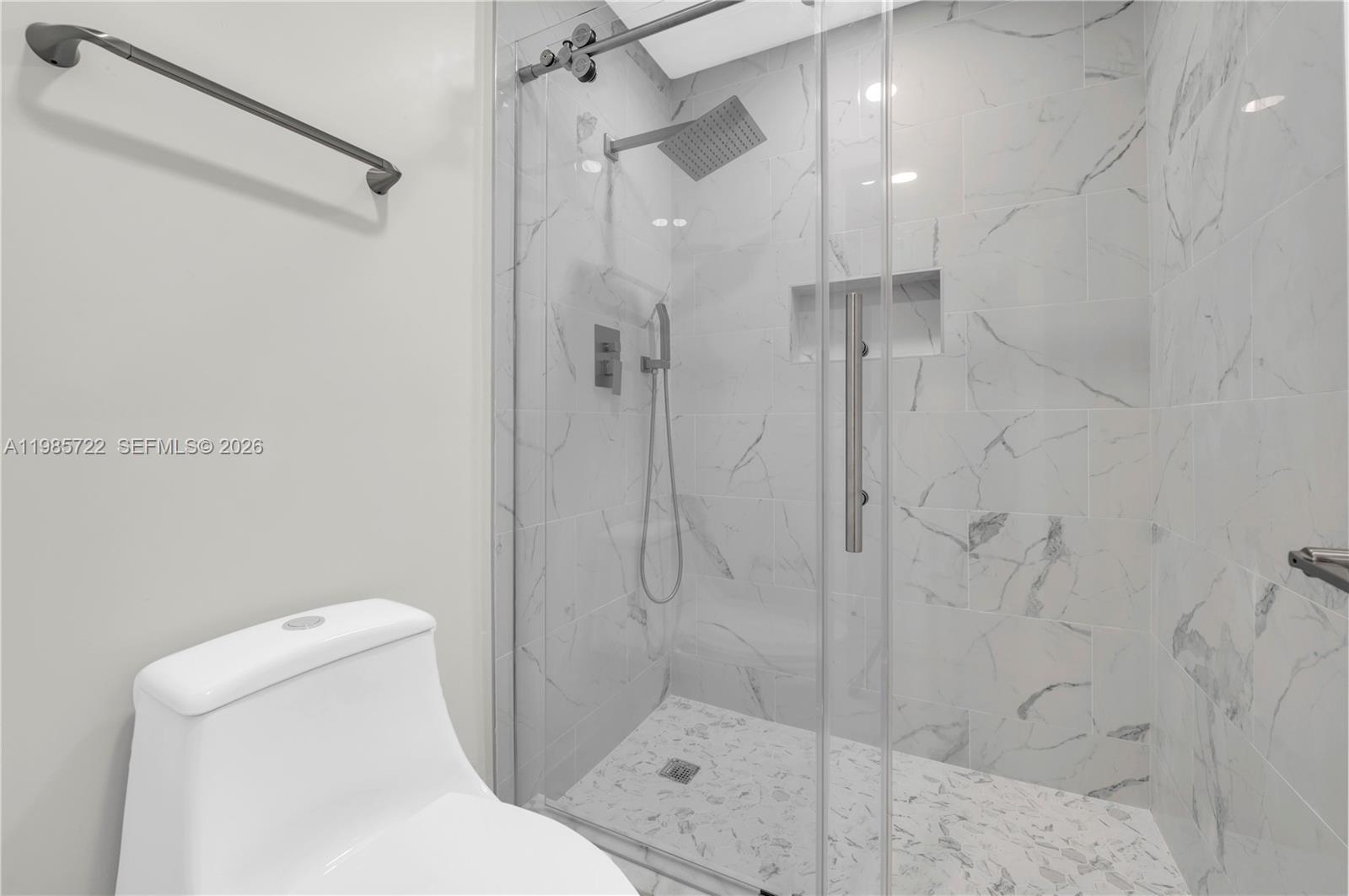 10959 W Clairmont Cir #211, Tamarac FL 33321