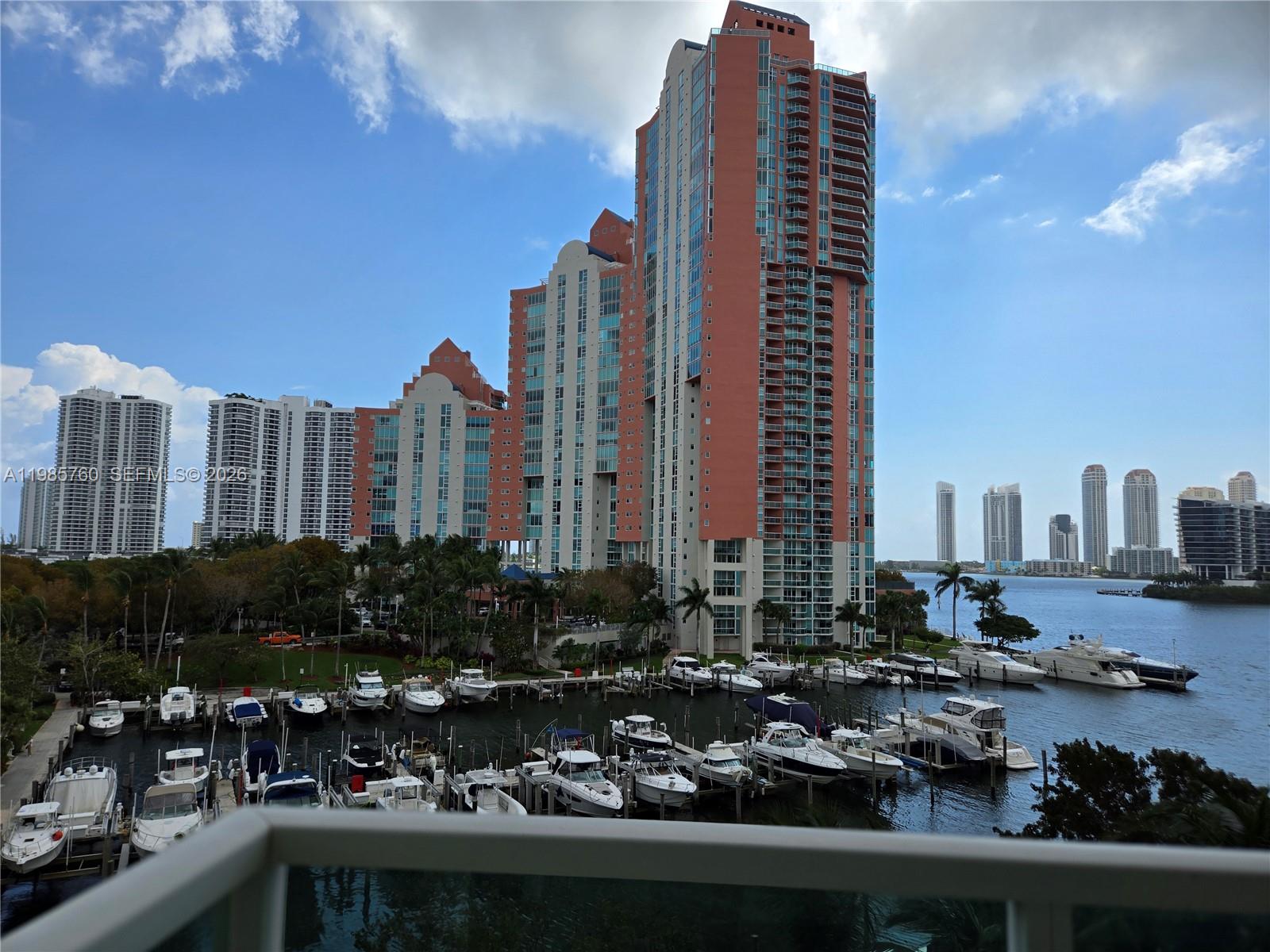 3340 NE 190th St #606, Aventura FL 33180
