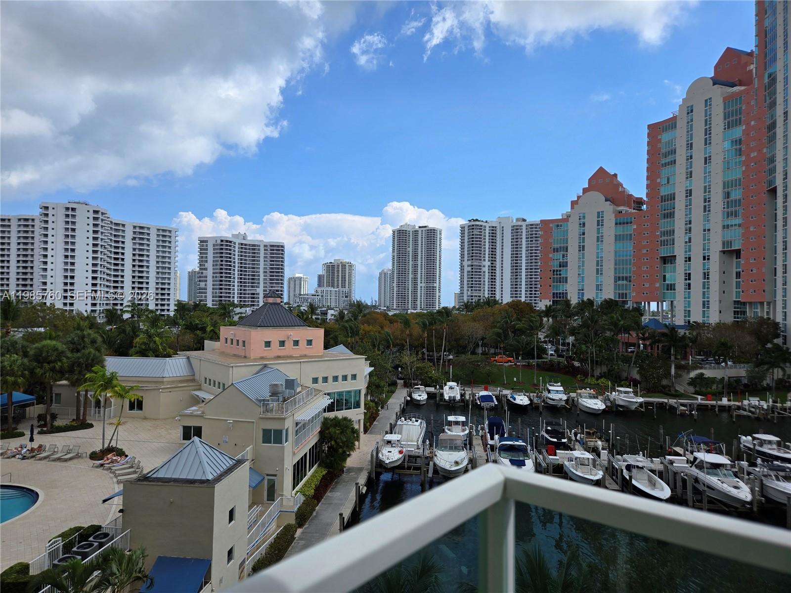 3340 NE 190th St #606, Aventura FL 33180