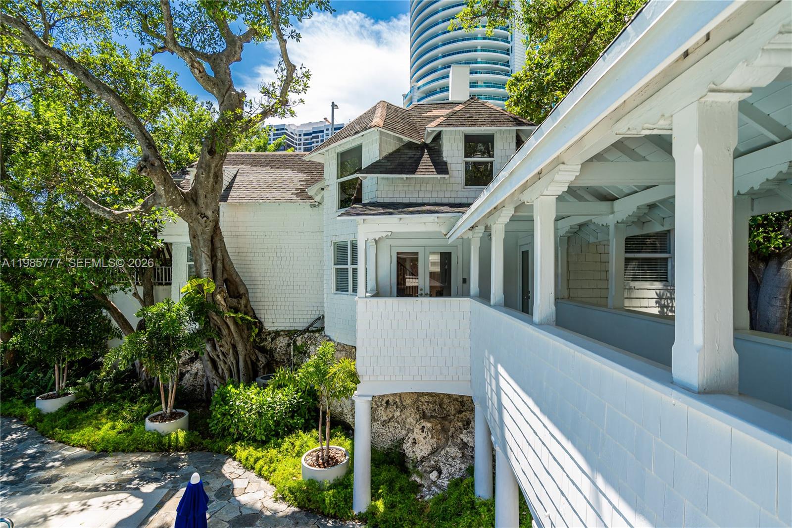 2025 Brickell Ave #1703, Miami FL 33129