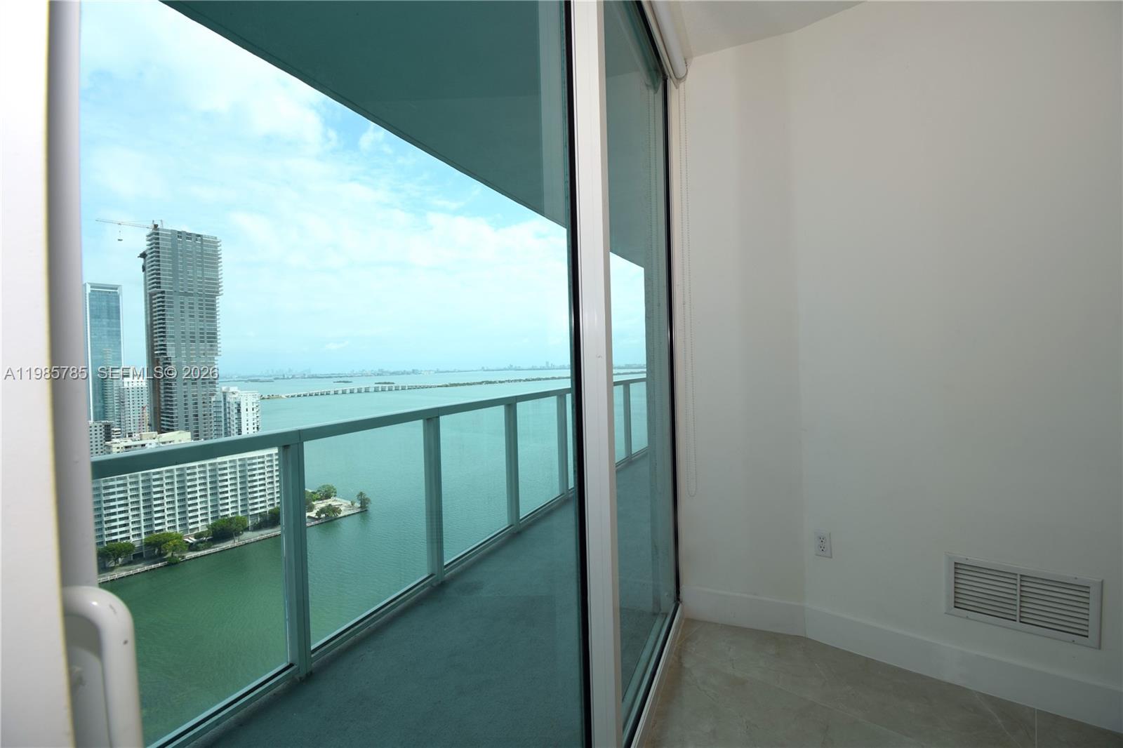 1900 N Bayshore Dr #2804, Miami FL 33132