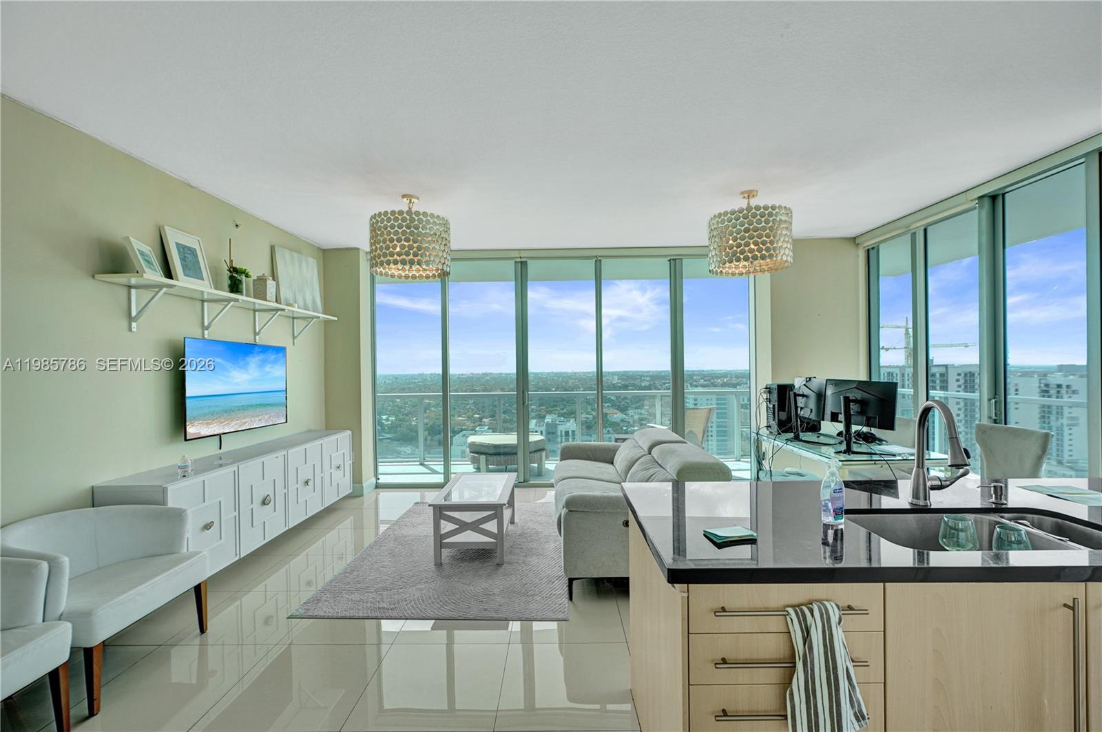 79 SW 12th St #3412-S, Miami FL 33130