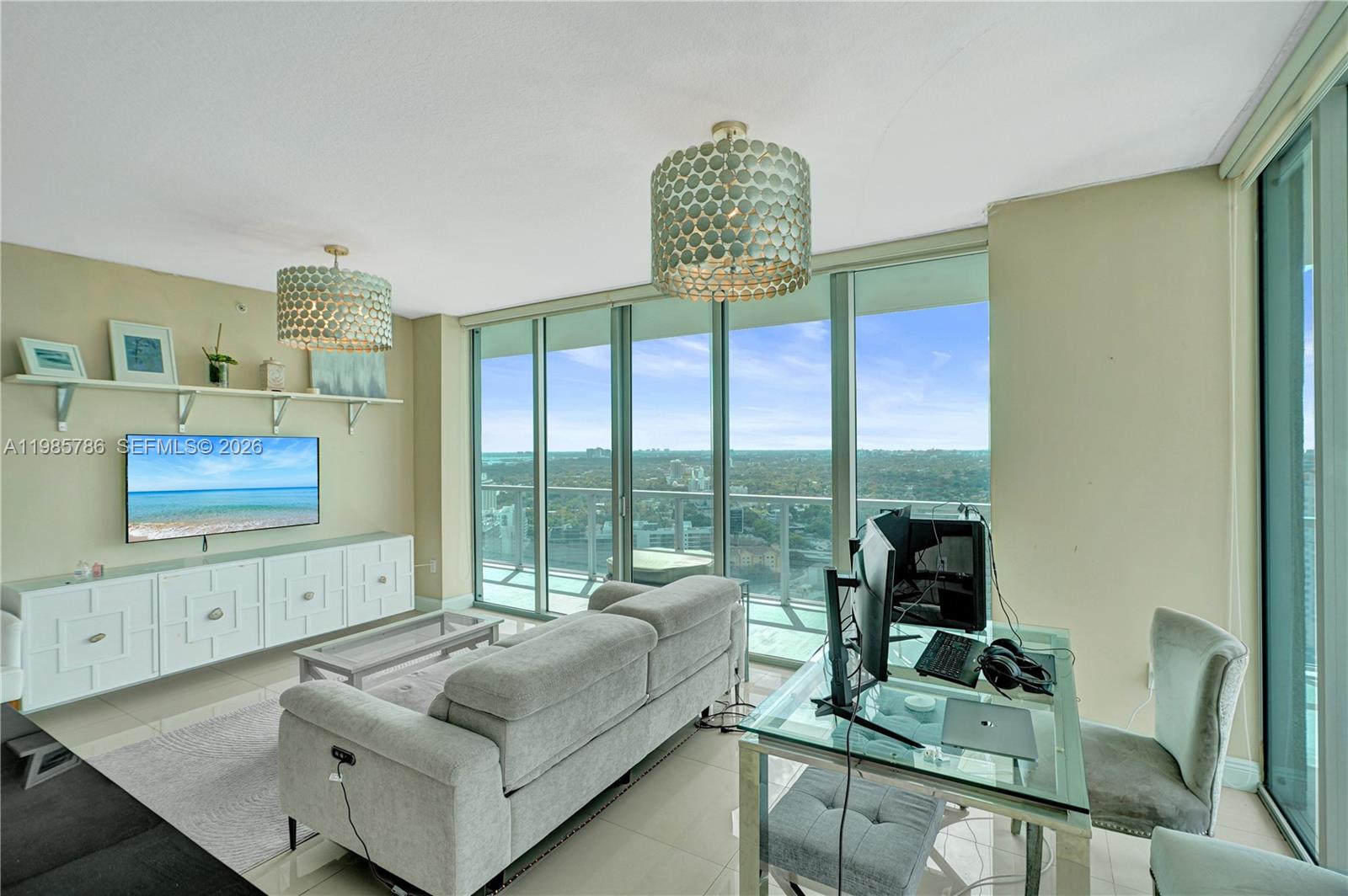 79 SW 12th St #3412-S, Miami FL 33130