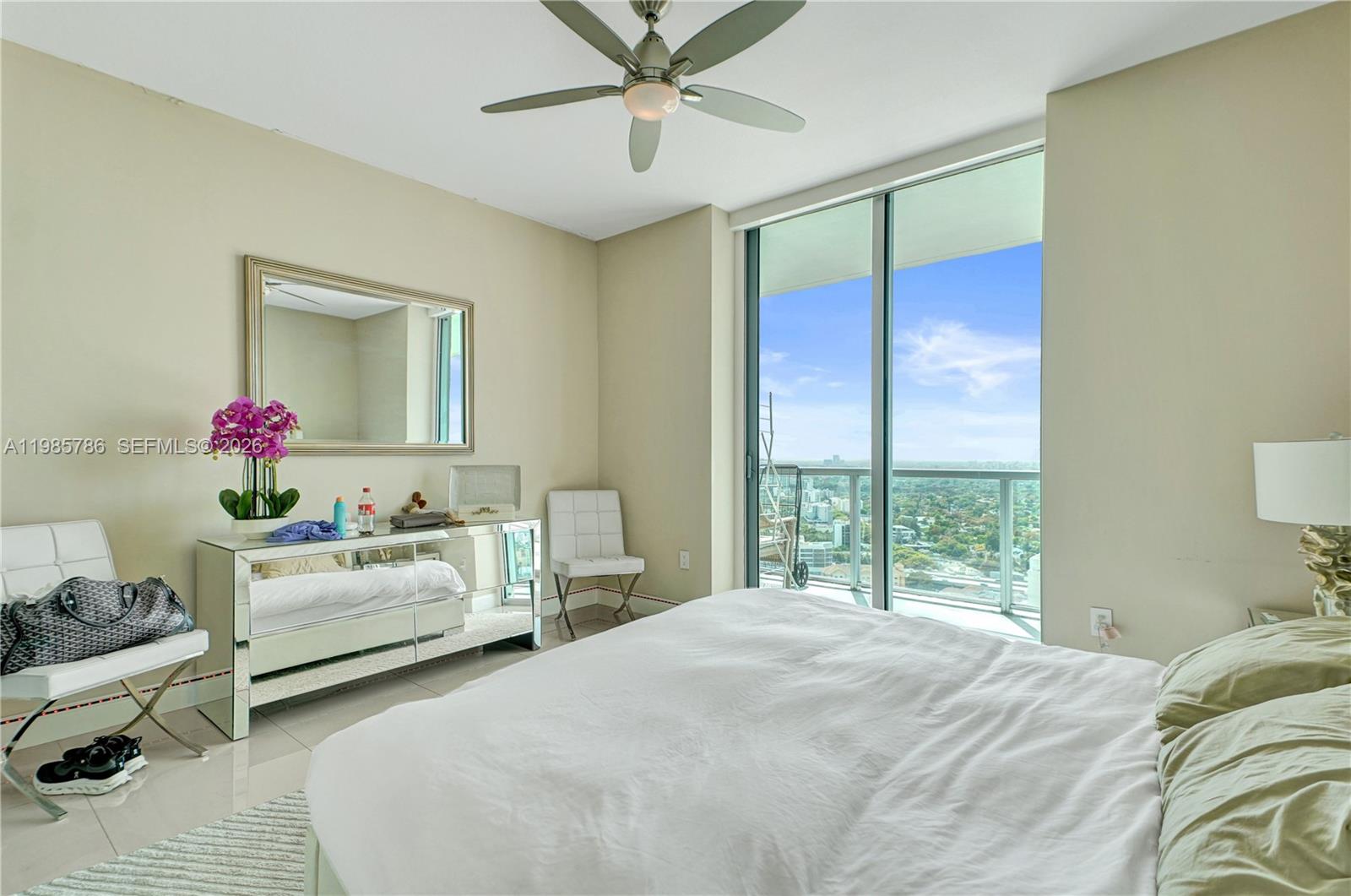 79 SW 12th St #3412-S, Miami FL 33130