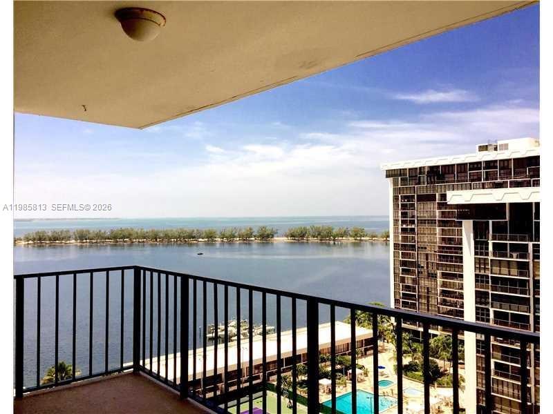 1901 Brickell Ave #B1804, Miami FL 33129
