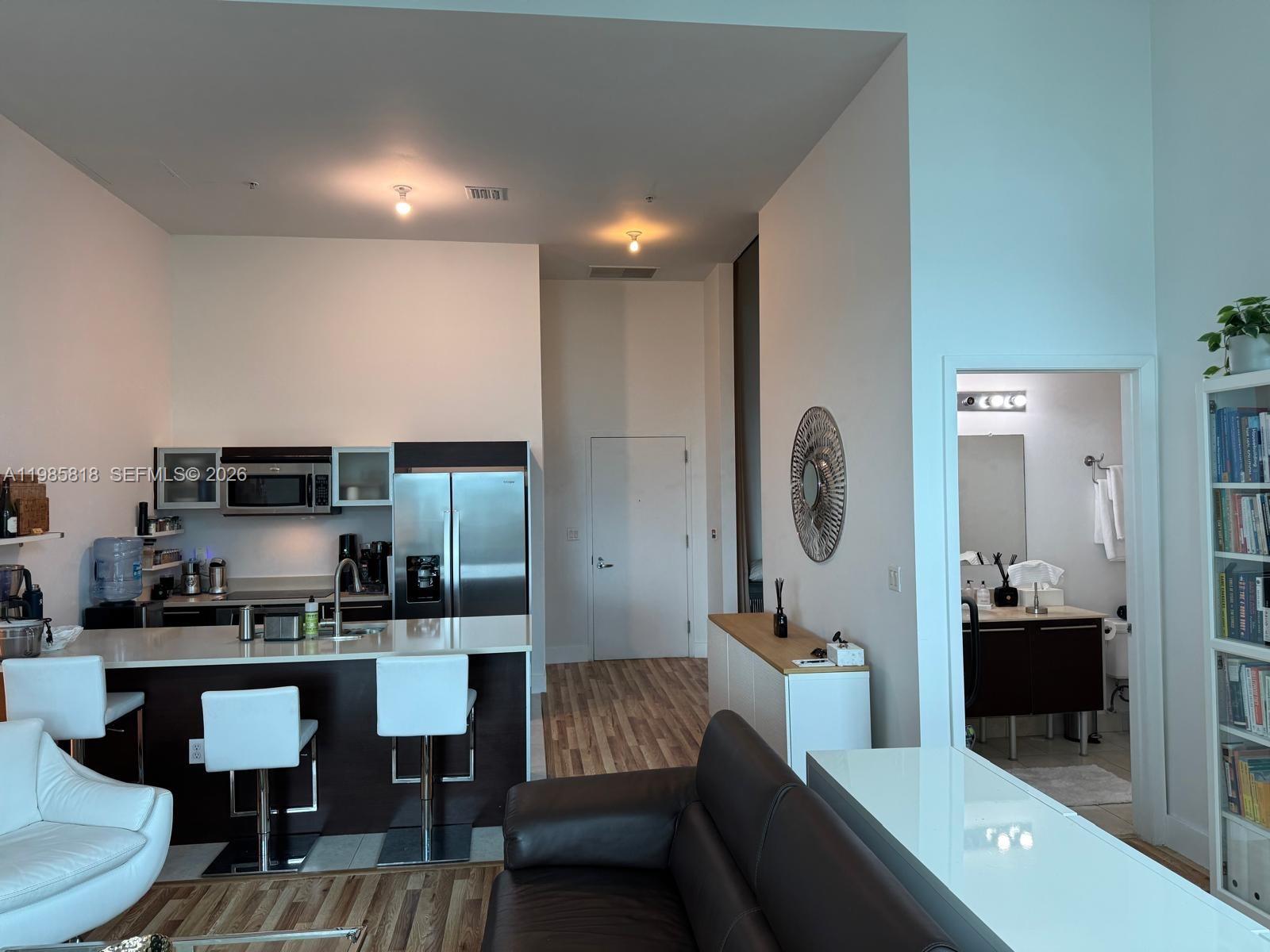 1900 N Bayshore Dr #606, Miami FL 33132