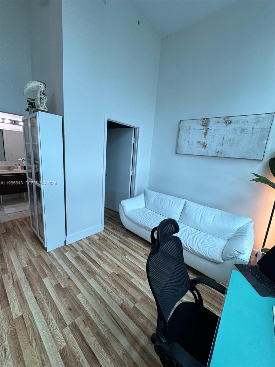 1900 N Bayshore Dr #606, Miami FL 33132