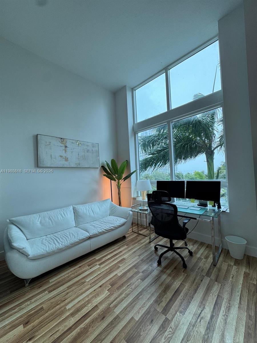 1900 N Bayshore Dr #606, Miami FL 33132