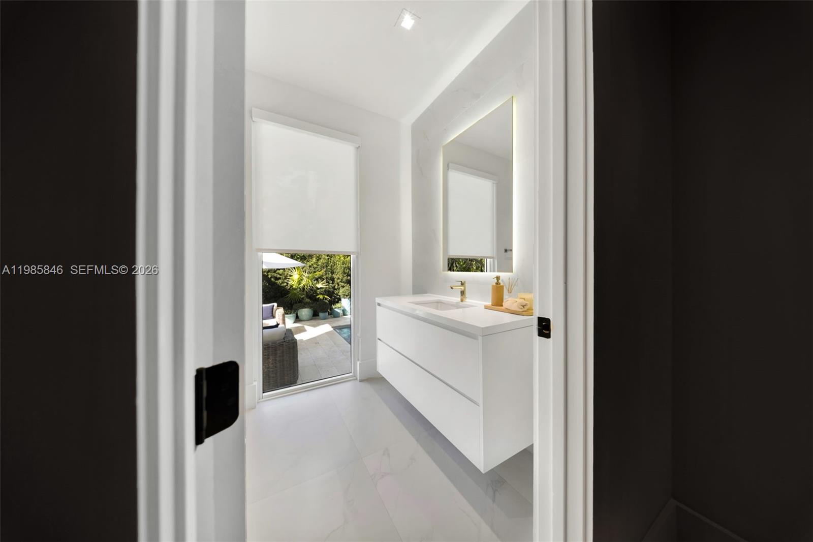 3510 Segovia St #3510, Coral Gables FL 33134