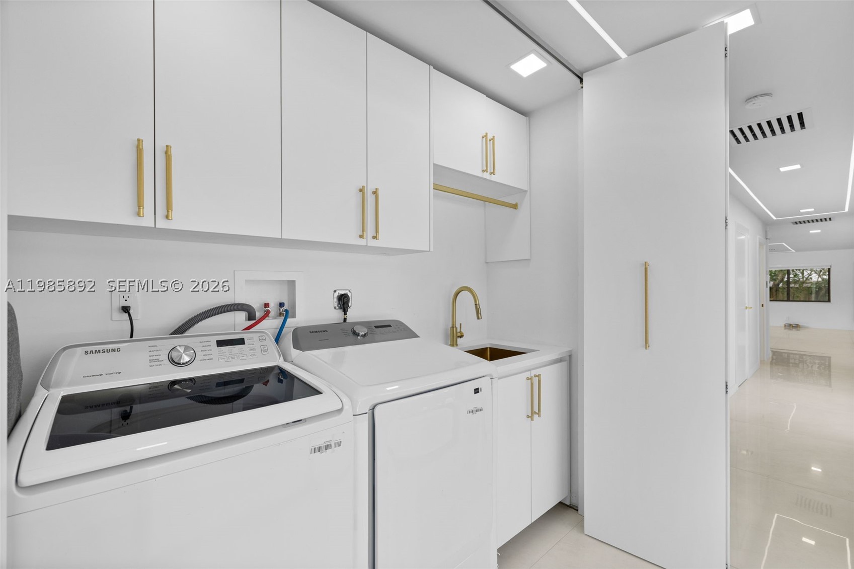 1117 Adams st, Hollywood FL 33019