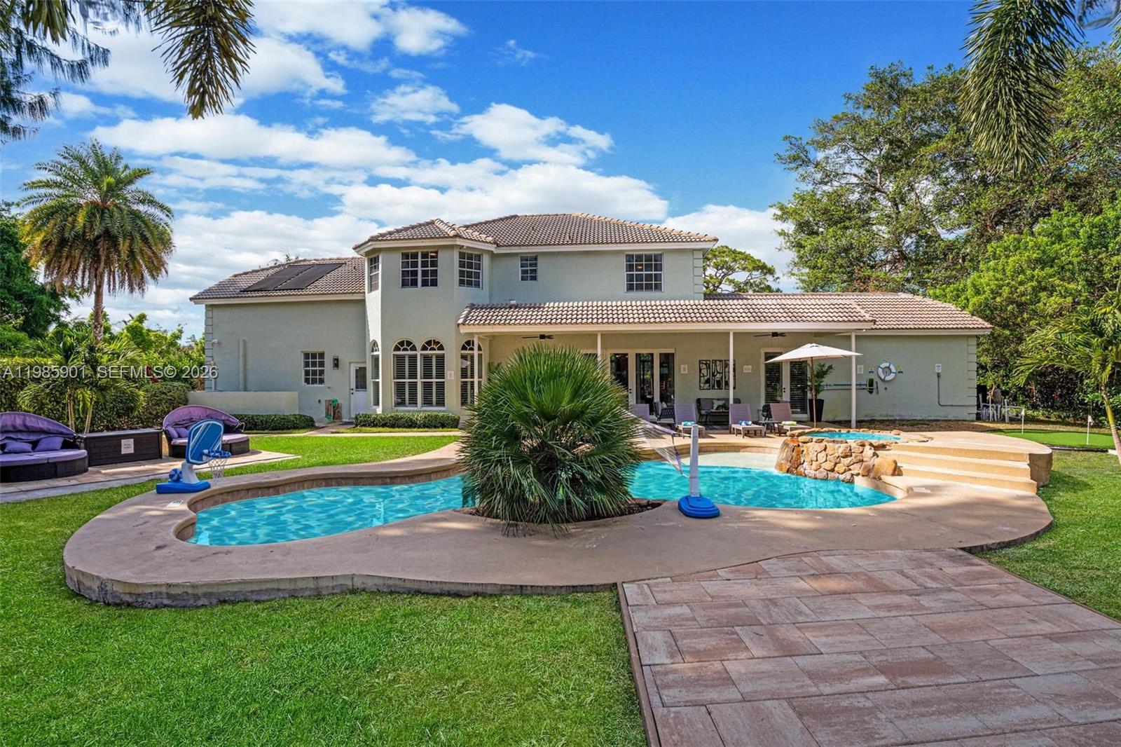 5100 NW 76th Pl, Fort Lauderdale FL 33073