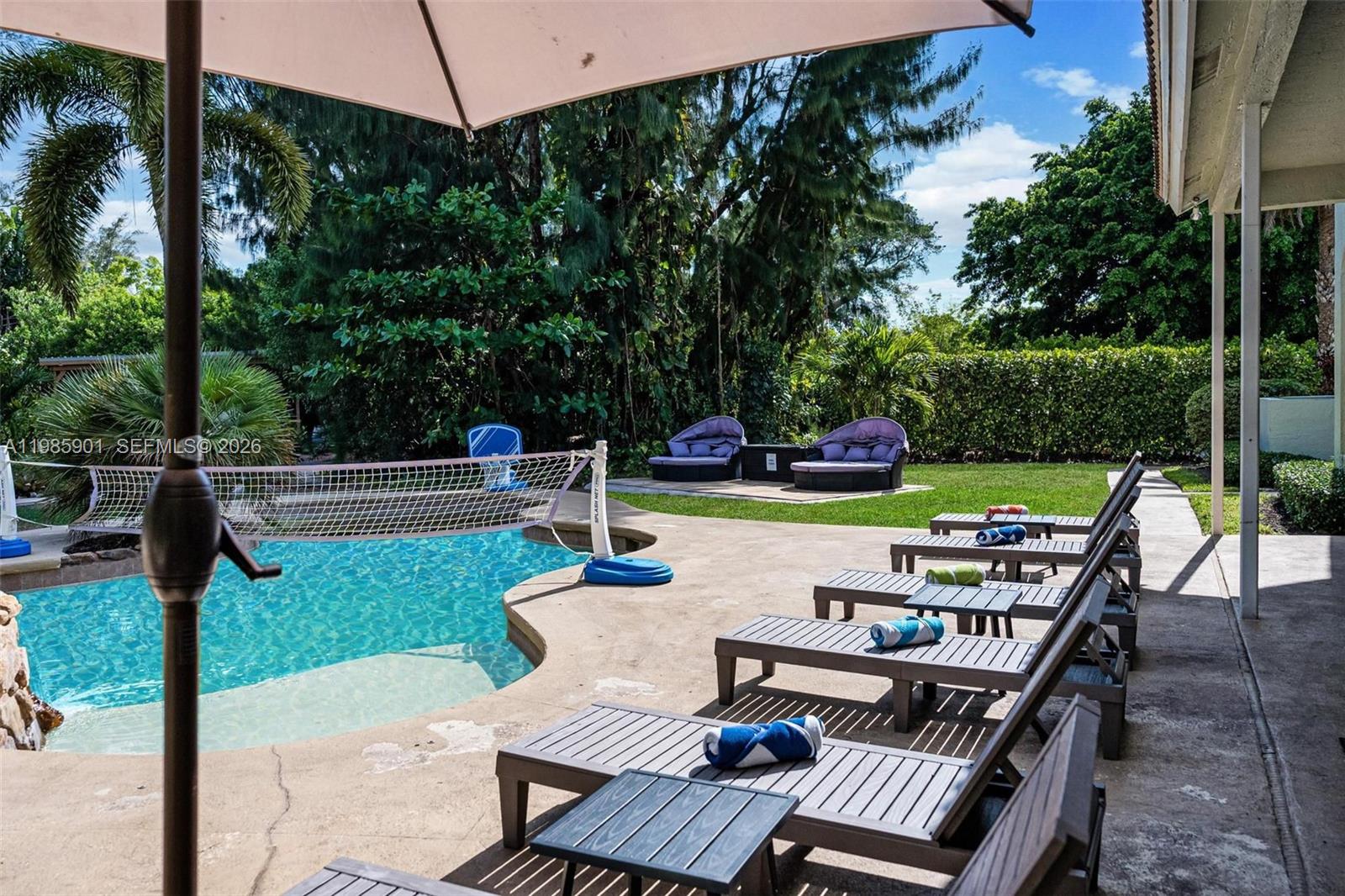 5100 NW 76th Pl, Fort Lauderdale FL 33073
