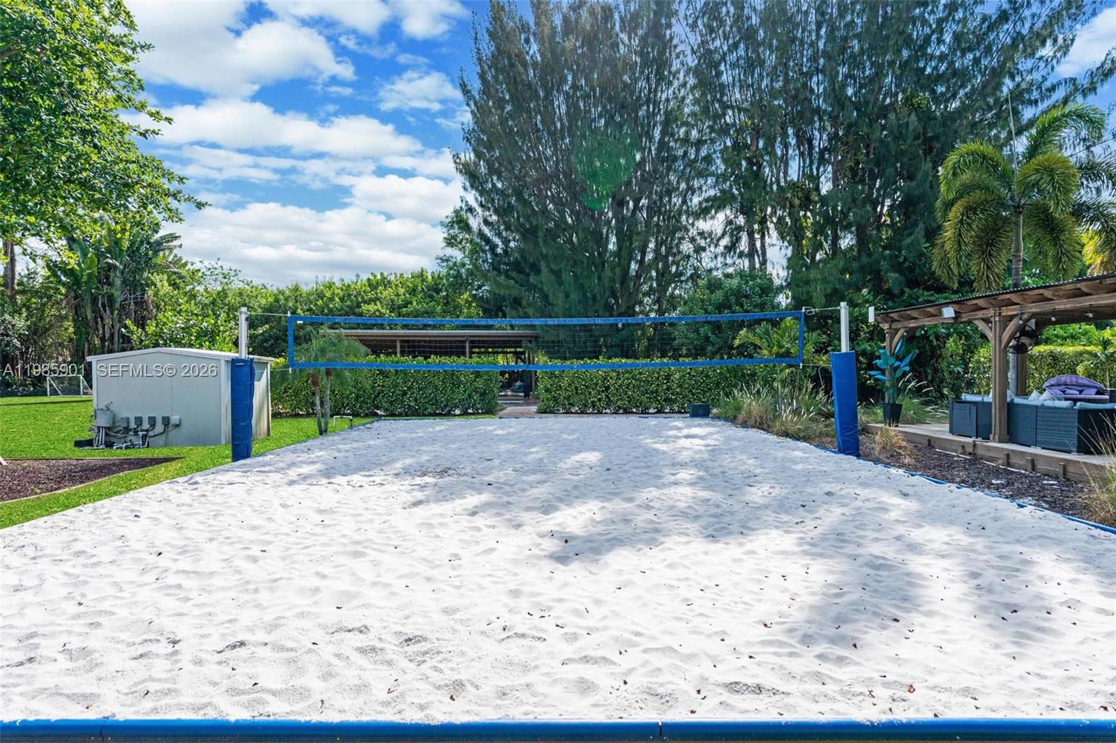 5100 NW 76th Pl, Fort Lauderdale FL 33073