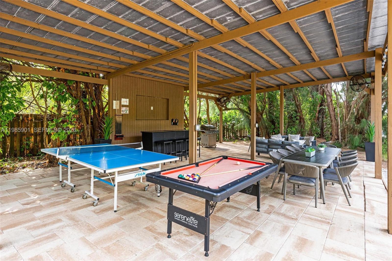 5100 NW 76th Pl, Fort Lauderdale FL 33073