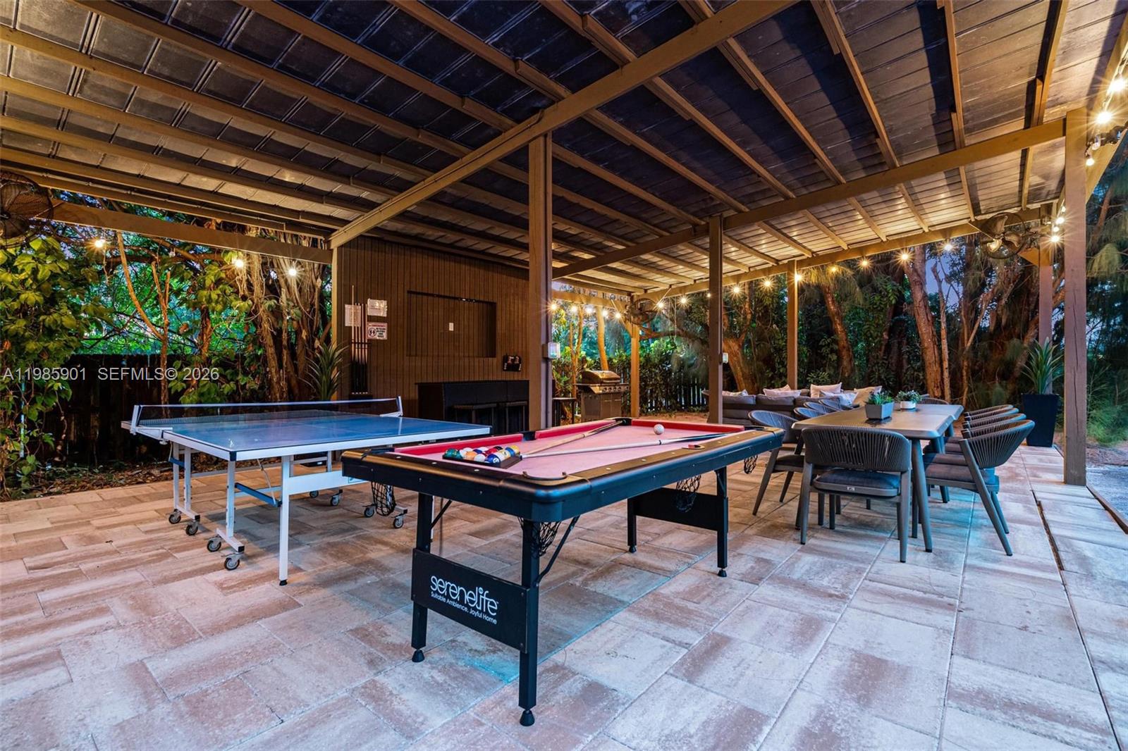5100 NW 76th Pl, Fort Lauderdale FL 33073