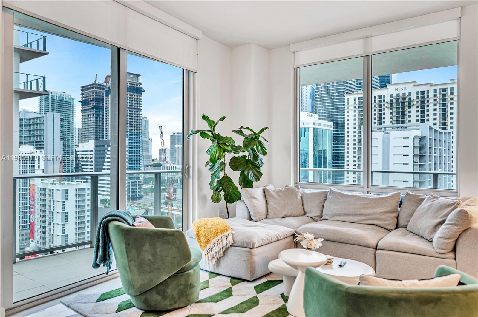 1010 SW 2nd Ave #2004, Miami FL 33130