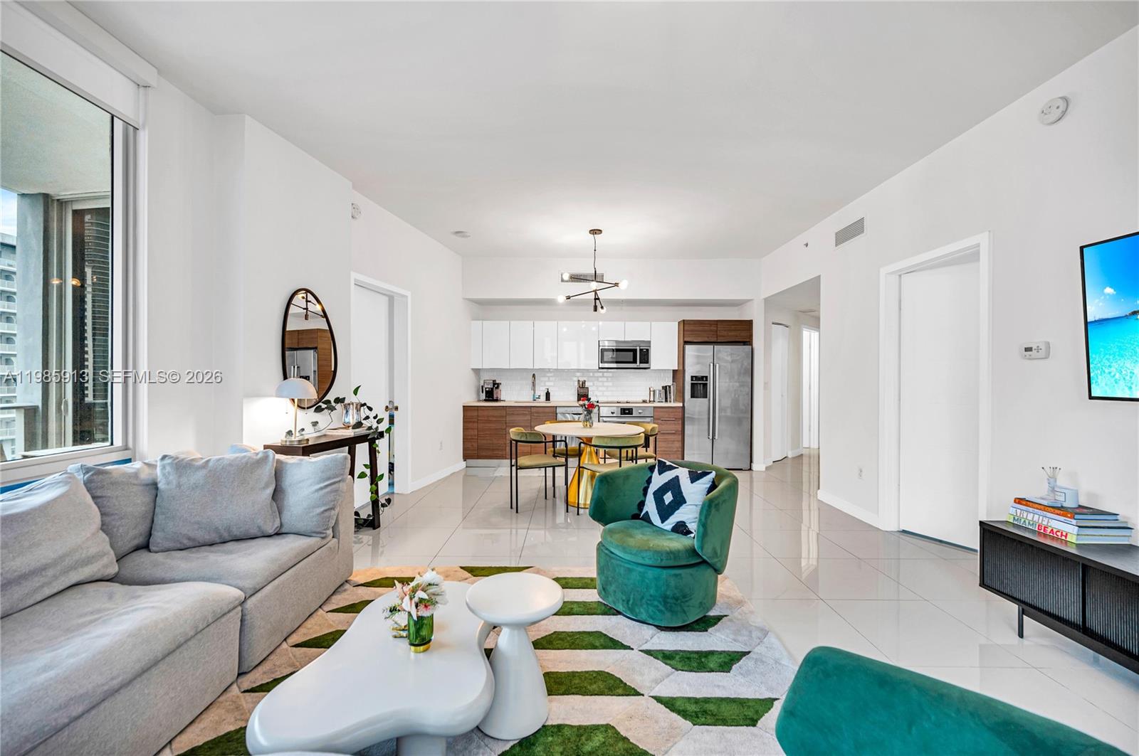 1010 SW 2nd Ave #2004, Miami FL 33130