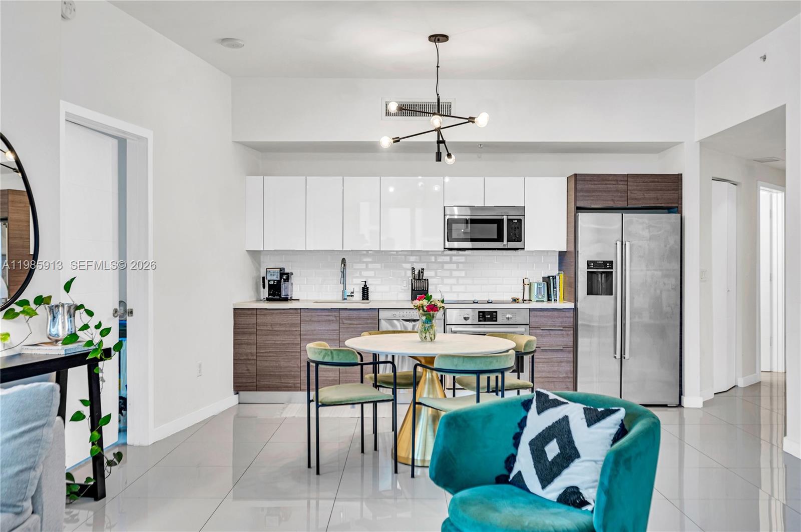 1010 SW 2nd Ave #2004, Miami FL 33130