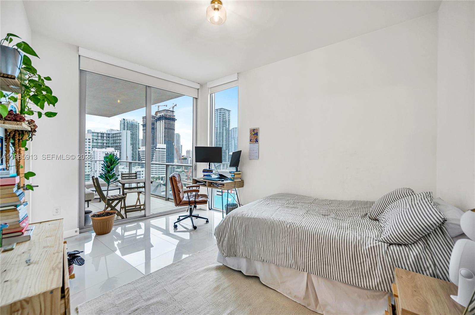 1010 SW 2nd Ave #2004, Miami FL 33130