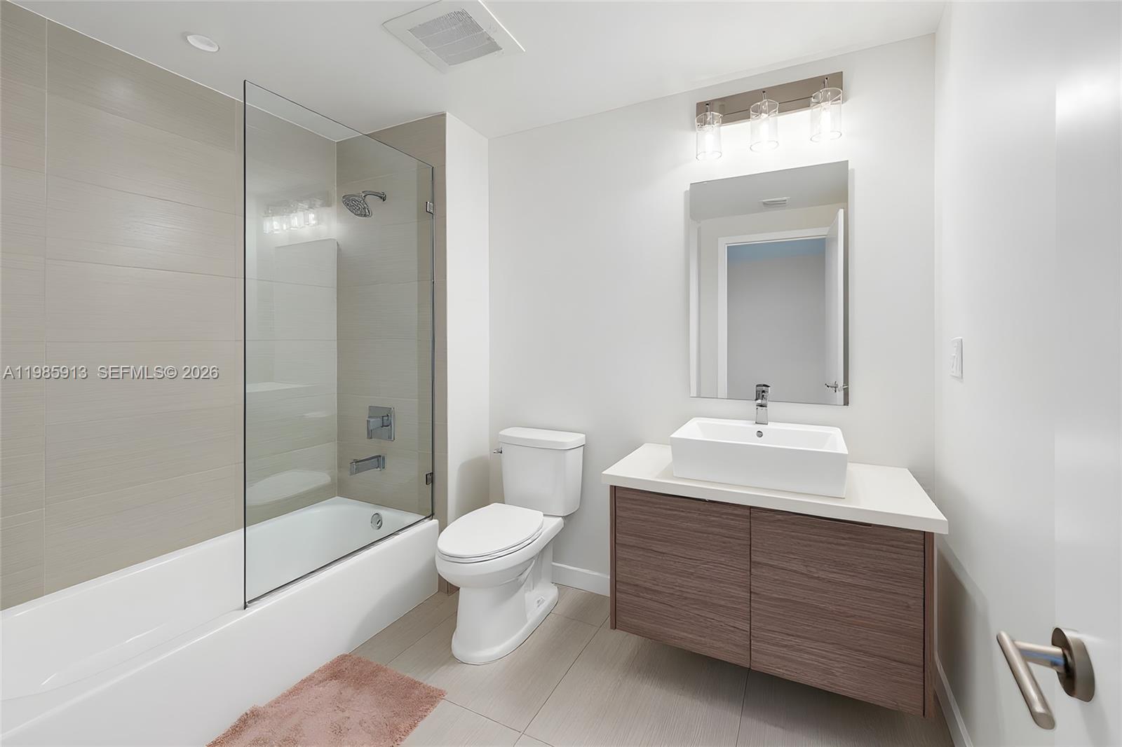 1010 SW 2nd Ave #2004, Miami FL 33130