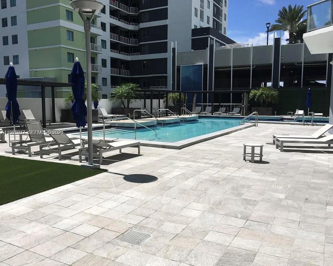 1010 SW 2nd Ave #2004, Miami FL 33130