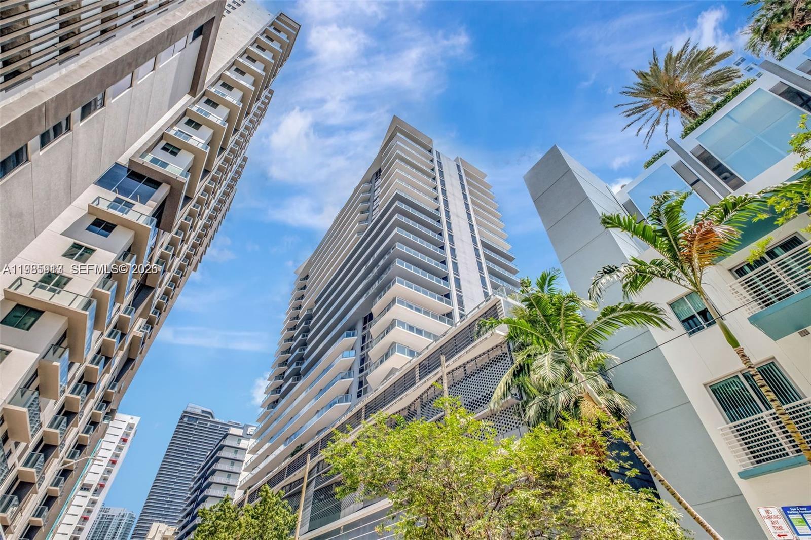 1010 SW 2nd Ave #2004, Miami FL 33130