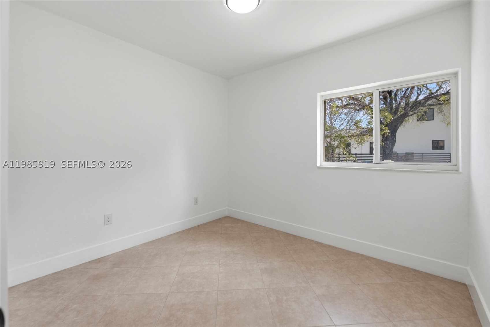 5251 SW 6th St, Miami FL 33134