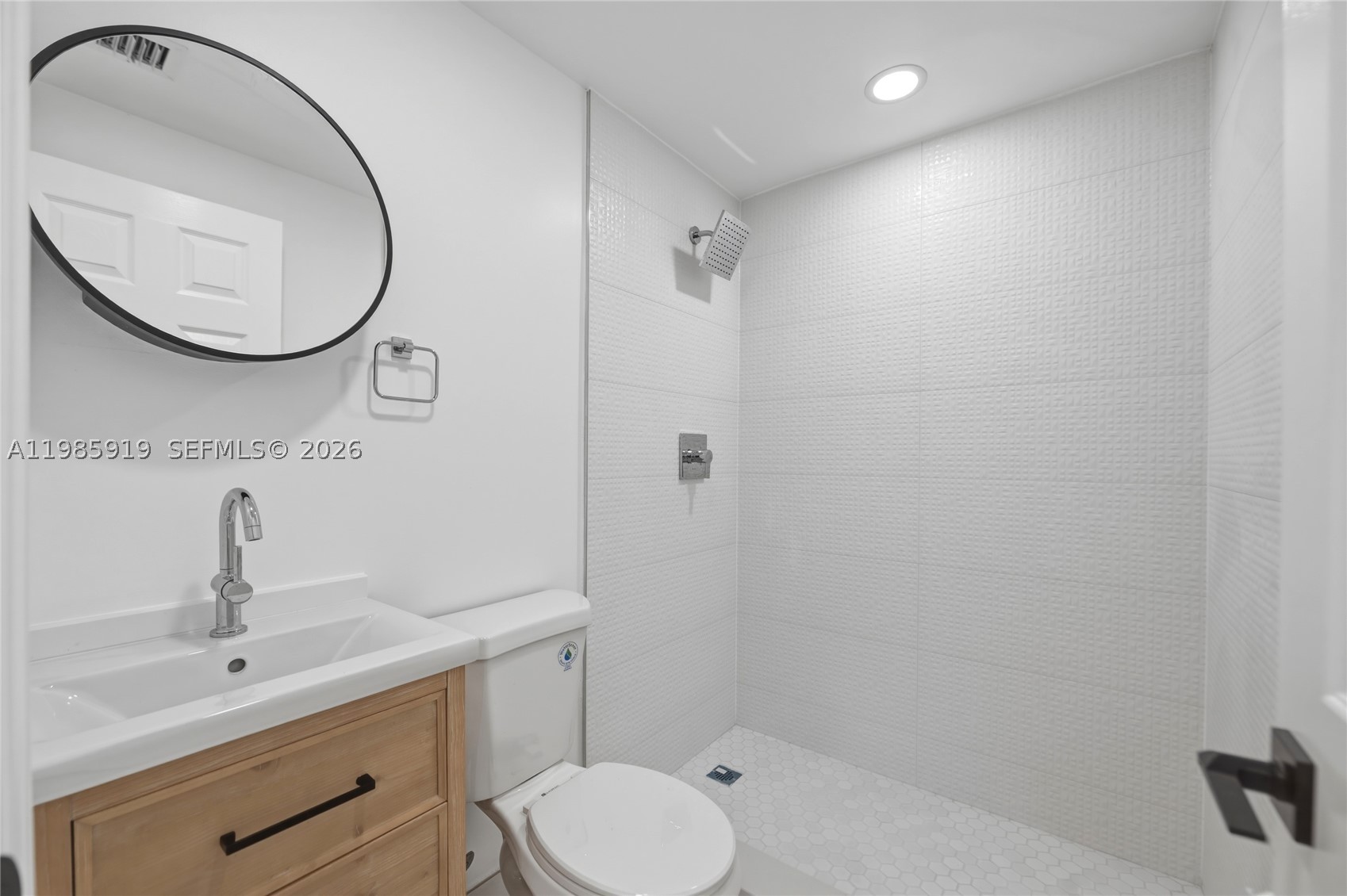5251 SW 6th St, Miami FL 33134