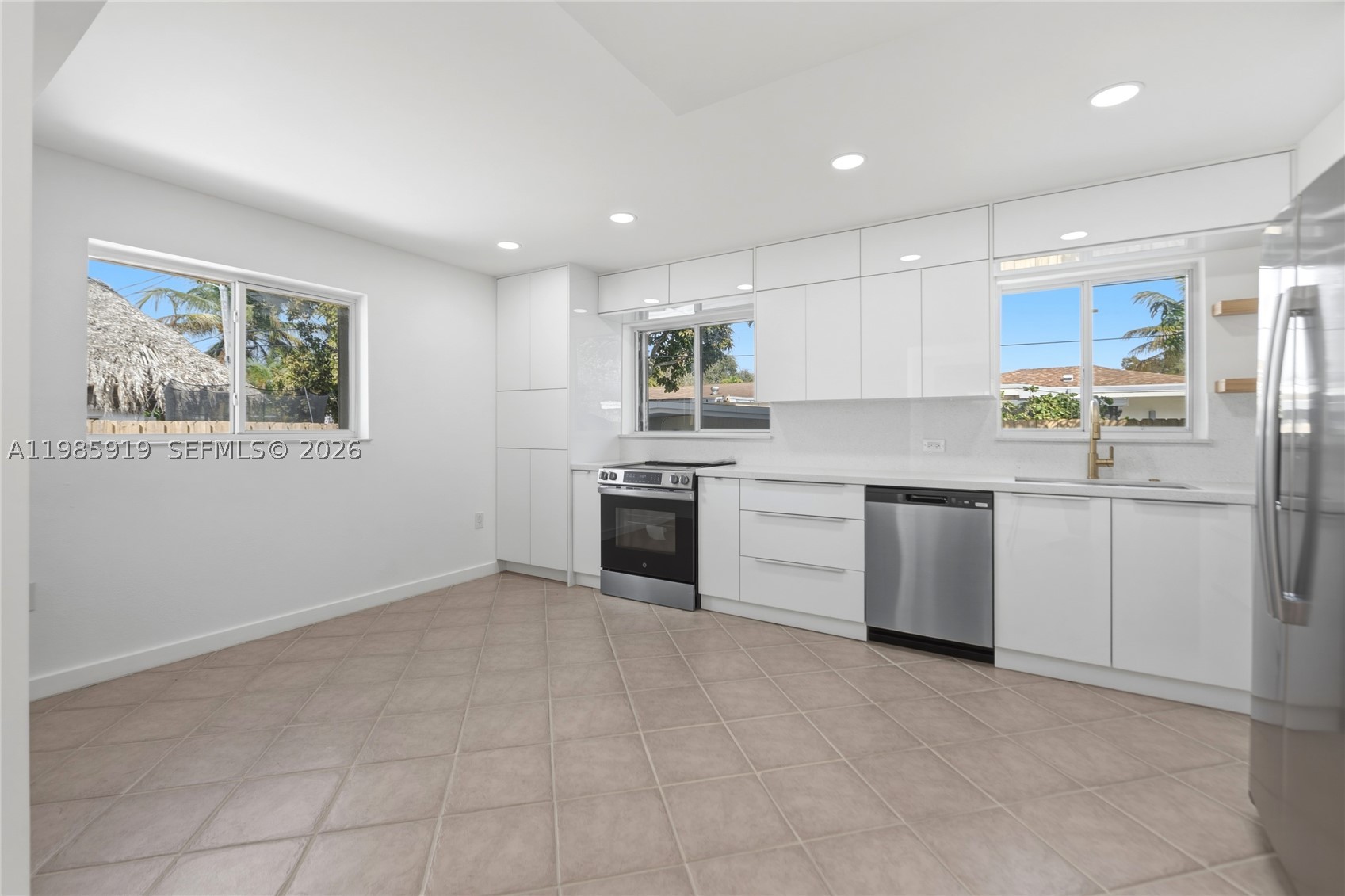 5251 SW 6th St, Miami FL 33134