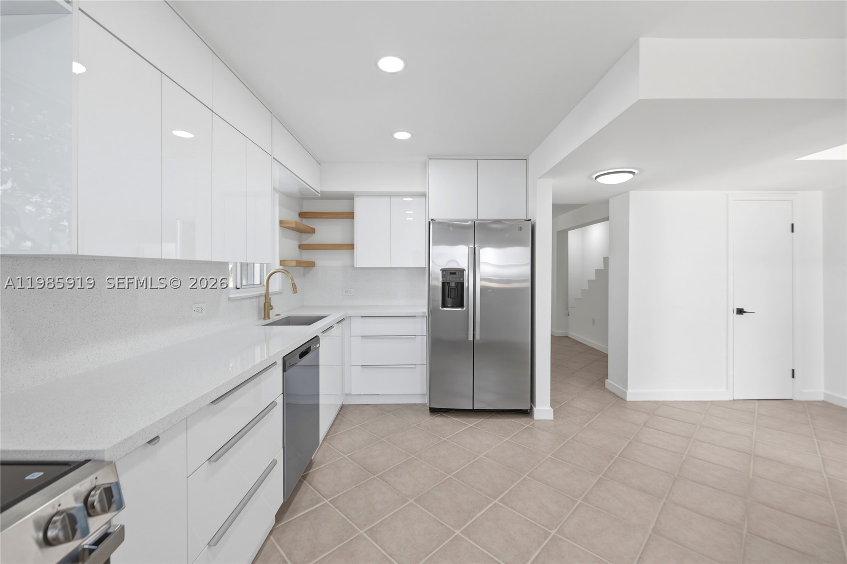 5251 SW 6th St, Miami FL 33134