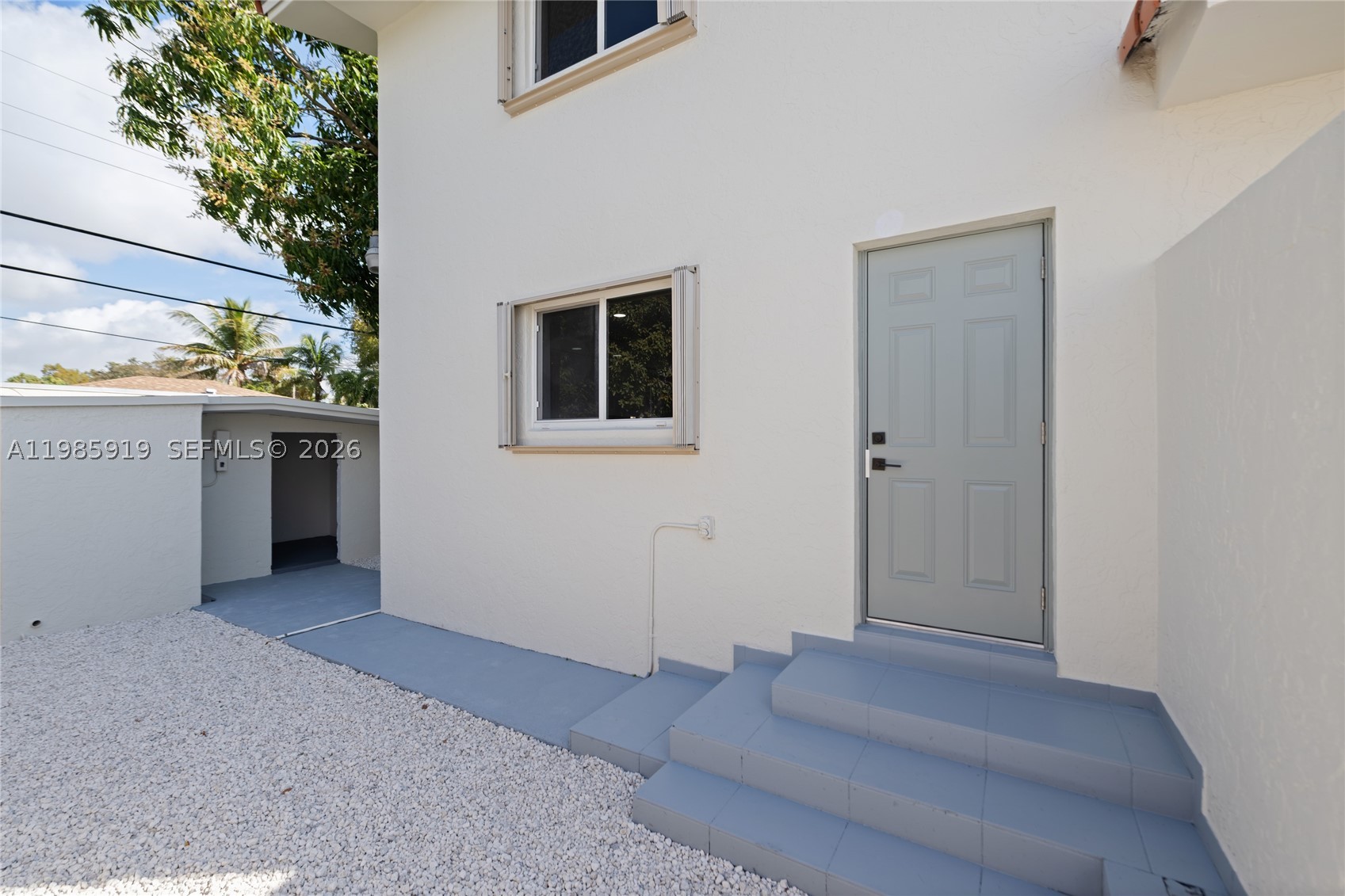 5251 SW 6th St, Miami FL 33134