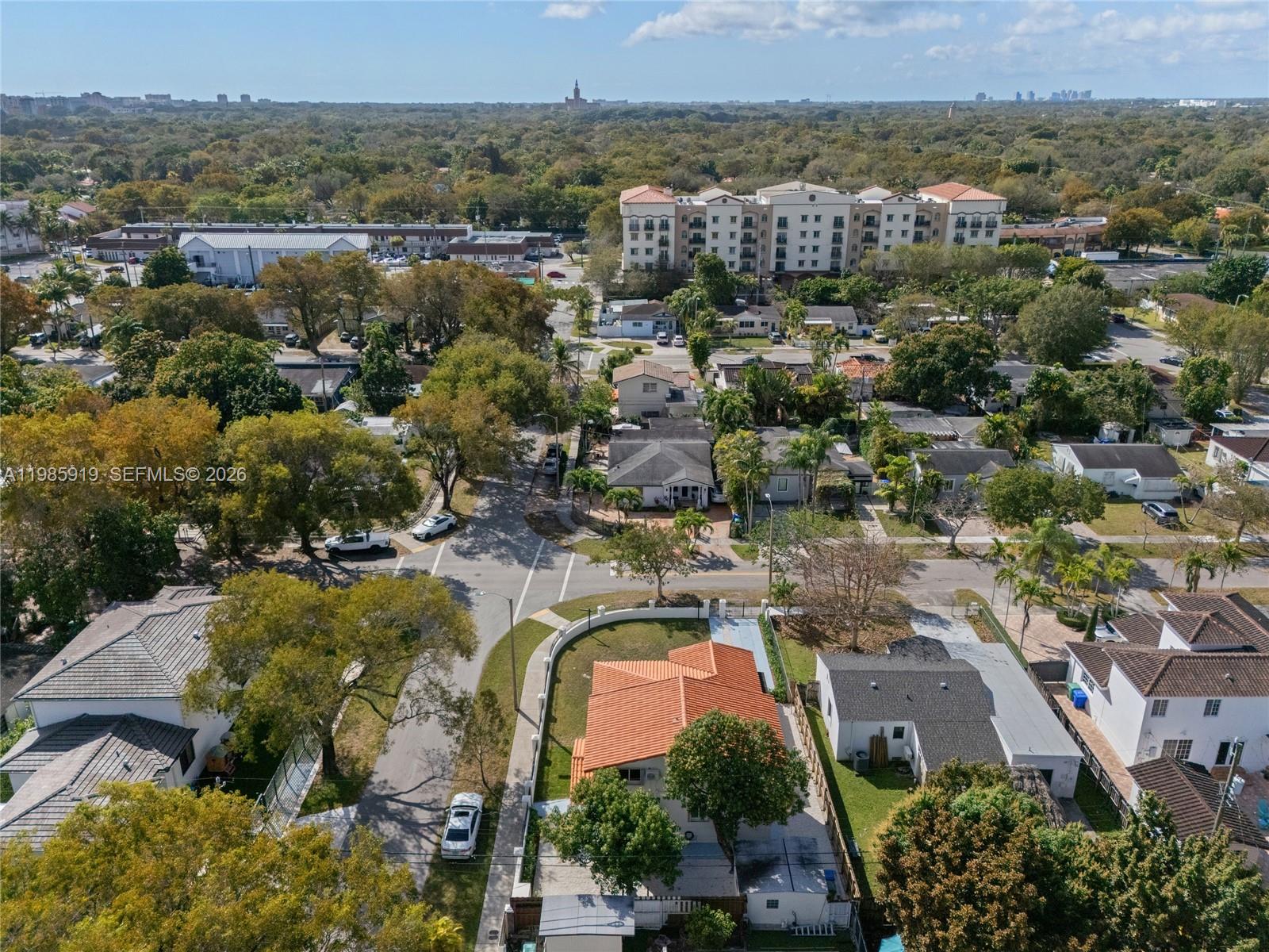 5251 SW 6th St, Miami FL 33134